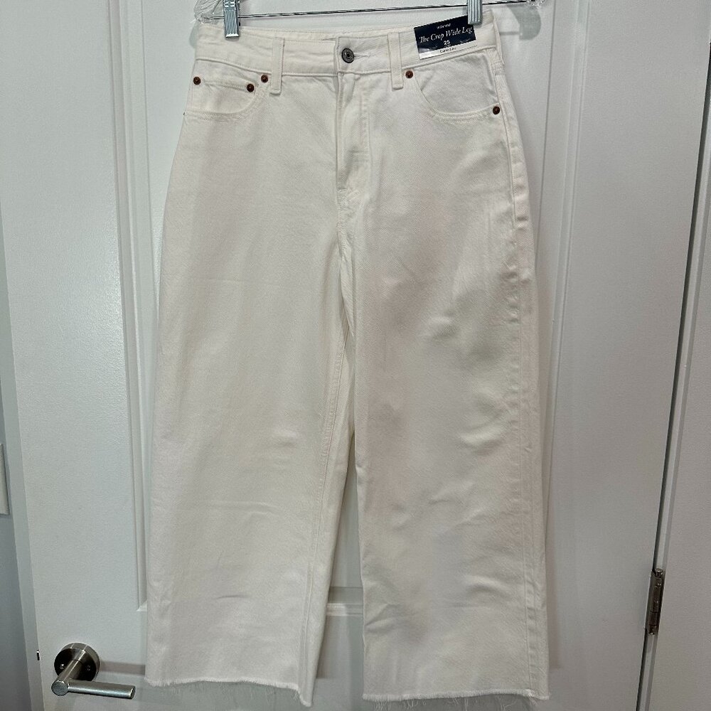 Abercrombie Curve Love Crop Wide Leg Jeans | Wht Denim | Raw Hem | Size 25 Short